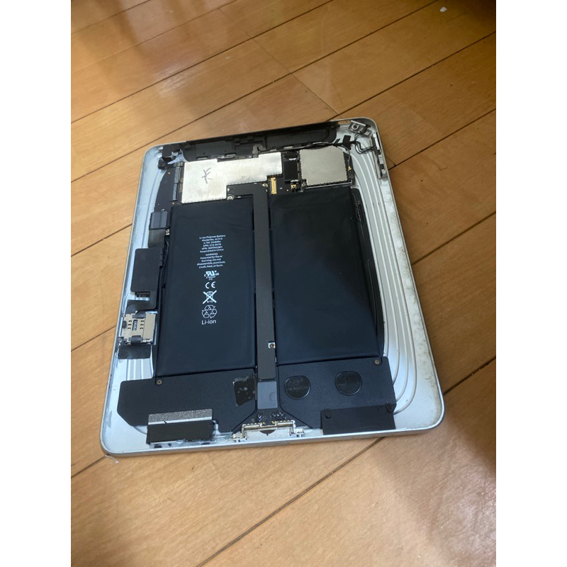 iPad 1 64GB LTE版 故障機 零件機