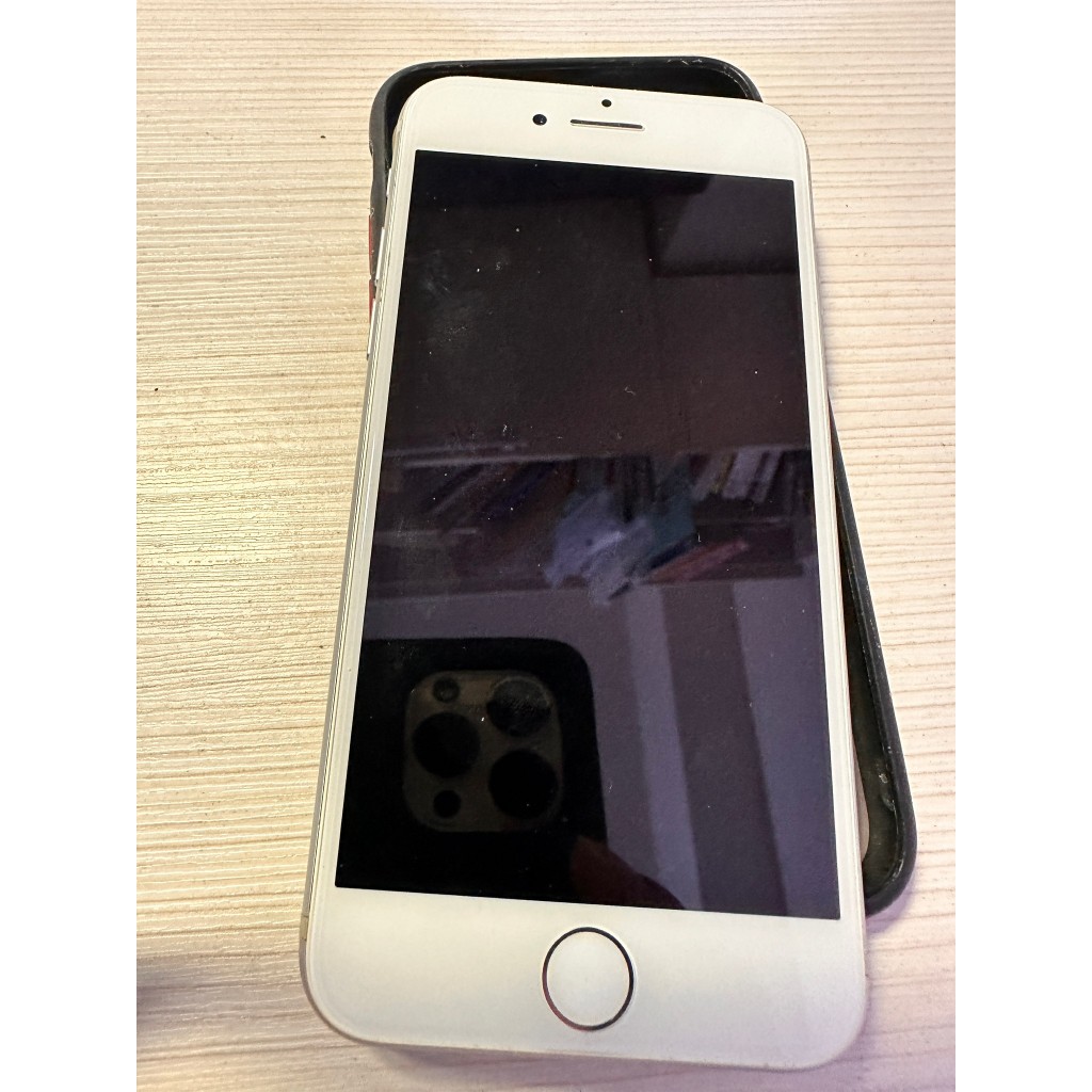 iPhone7(A1778) 32GB銀零件機，非IPHONE131415IPADPROMACBOOK售350