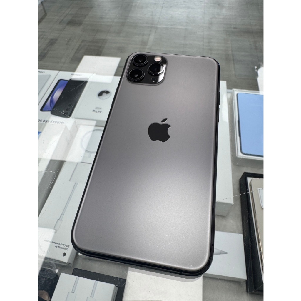 【敦富通訊】二手機 Apple iPhone 11 Pro 256G 5.8吋 灰色 單機