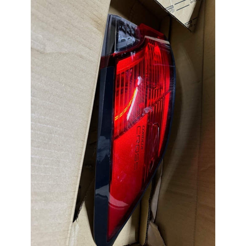 TOYOTA Corolla Cross 原廠 2020年 光條LED尾燈