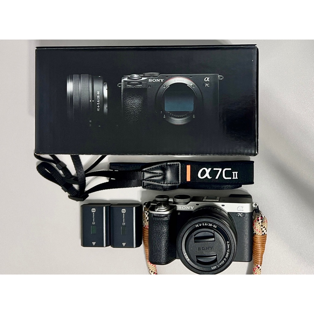 近全新SONY A7CII + 28-60mm A7C2 鏡頭組公司貨+2顆原廠電池(保固到2026年2月)