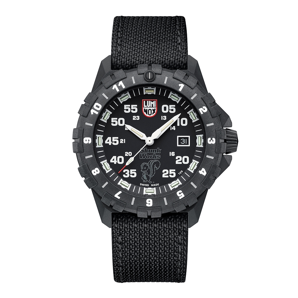 LUMINOX 雷明時 Heritage F-117 NIGHTHAWK x Skunk Works聯名紀念錶