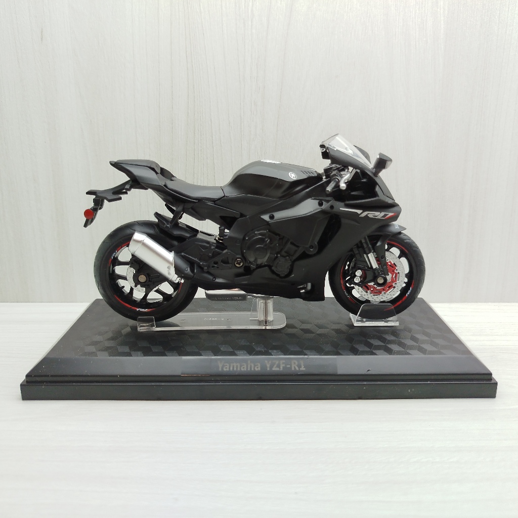 宅米吉 全新盒裝現貨~1:12~山葉 YAMAHA YZF-R1 黑色 模型車 玩具 兒童 收藏 重機 摩托車 交通模型