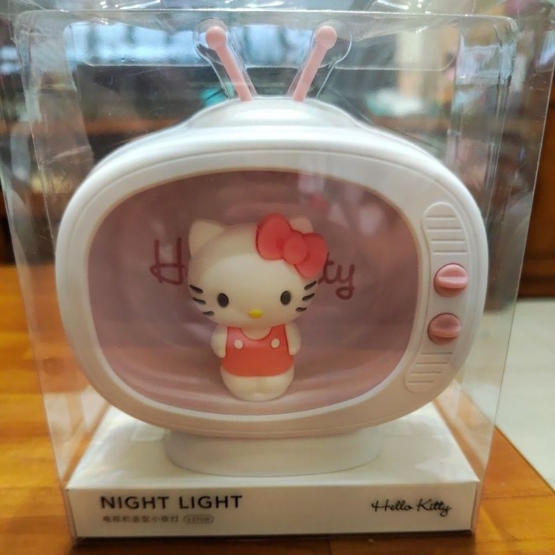 0娃娃機商品 正版 三麗鷗 凱蒂貓 kitty miniso 名創優品 電視機造型小夜燈 夾物 全新未拆