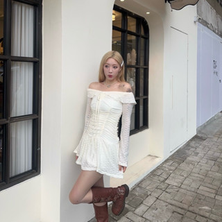 Muun Studio春秋一字領公主荷葉邊氣質收腰高階禮服連身裙