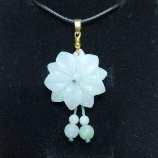 鈺貴人…天然芙蓉種花開富貴白底緬甸玉墜項鍊，特價