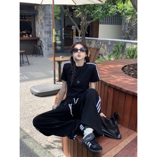 黑色簡單運動風套裝🖤黑白撞色三槓短版上衣短袖/抽繩鬆緊長褲