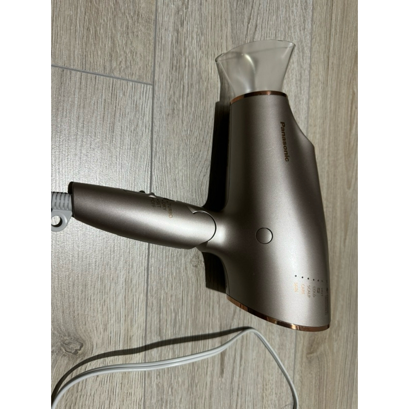 Panasonic國際牌奈米水離子吹風機EH-NA0E|優惠推薦- 蝦皮購物 Panasonic國際牌奈米水離子吹風機EH-NA0E|優惠推薦- 蝦皮購物