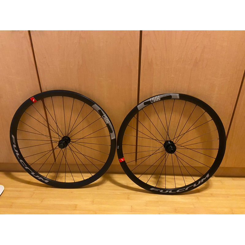 Fulcrum racing 800 全新品 前後（可小議）