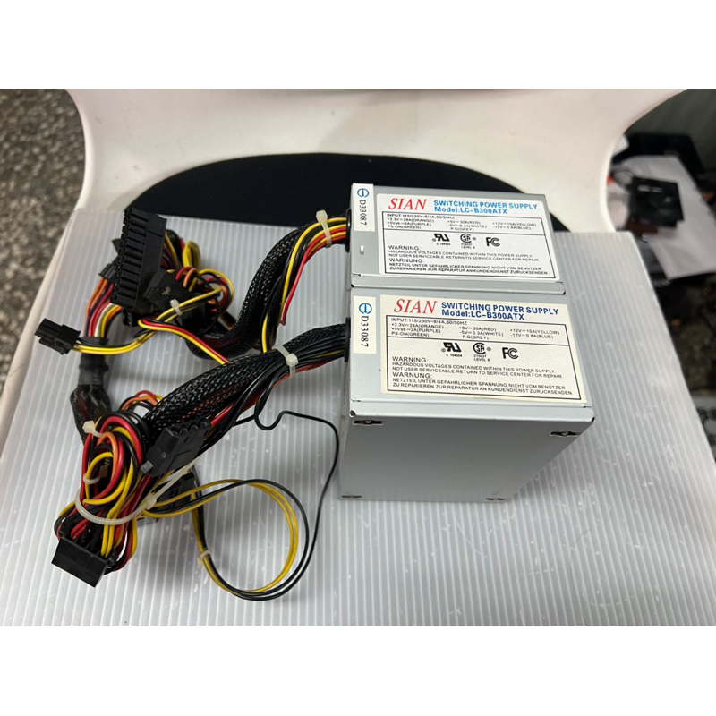 電腦雜貨店～SIAN LC-B300ATX 300W 準系統電源供應器 長：10 款：12.5 高：6.2 二手$300