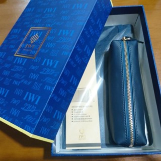全新 臺灣文具 送禮 禮盒組 IWI 經典筆記本 藍 方格 拉鍊筆袋 人造皮革