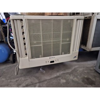 日立變頻冷暖窗型13000
