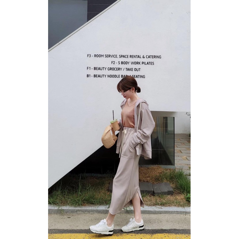 正韓 copiner 高質感休閒連帽外套 杏 全新