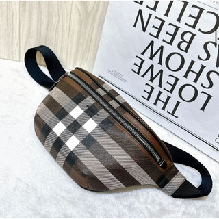 二手旗艦 BURBERRY 經典格紋 尼龍 帆布 拉鏈 腰包 胸口包 斜背包(中友店)
