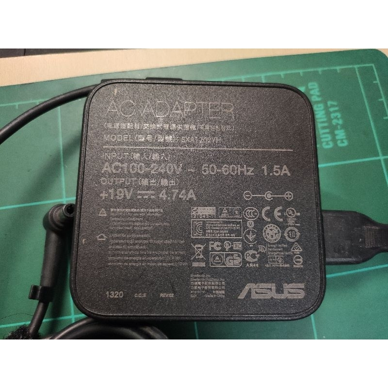 Asus 變壓器 19v 4.74A  NB 筆電 外5.5 內2.5