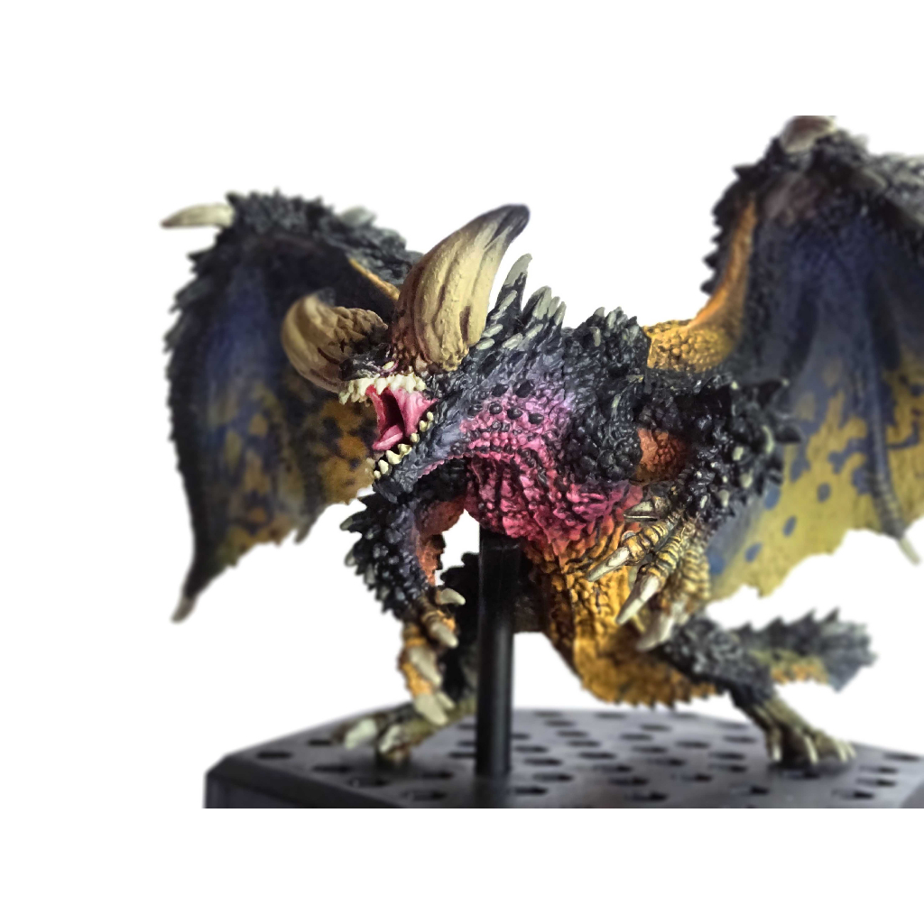 D-10  櫃 現狀品 ： NERGIGANTE 滅盡龍 魔物獵人10 魔物雕像盒玩 CFB CAPCOM　天富