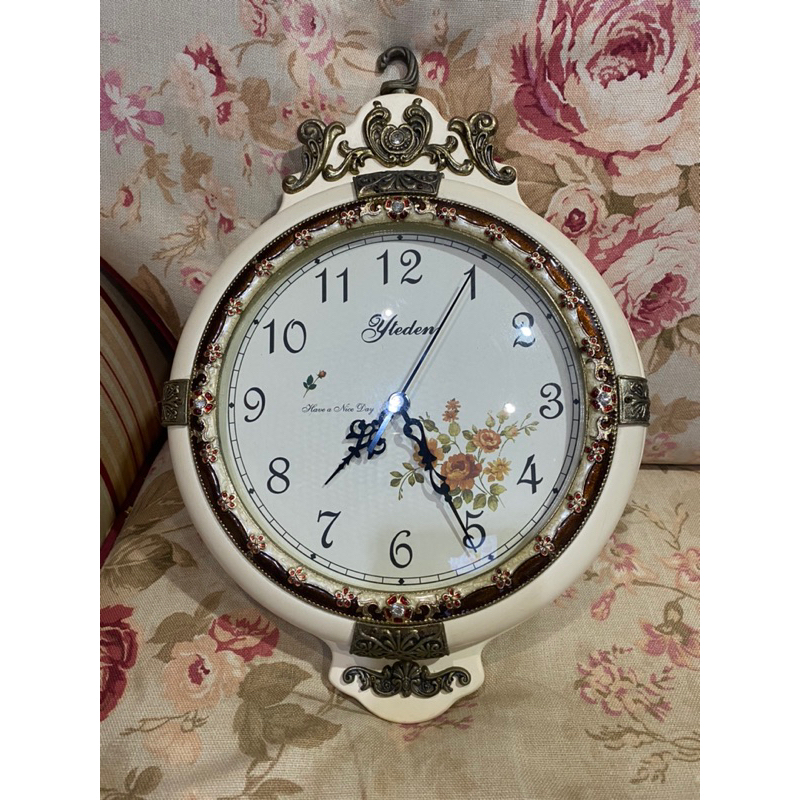 Yteden 歐式古典華麗掛鐘 clock