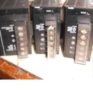OMRON 歐姆龍 CJ1W-PA205R CJ1W-PA202 可程式控制器 電源供應器(D2)