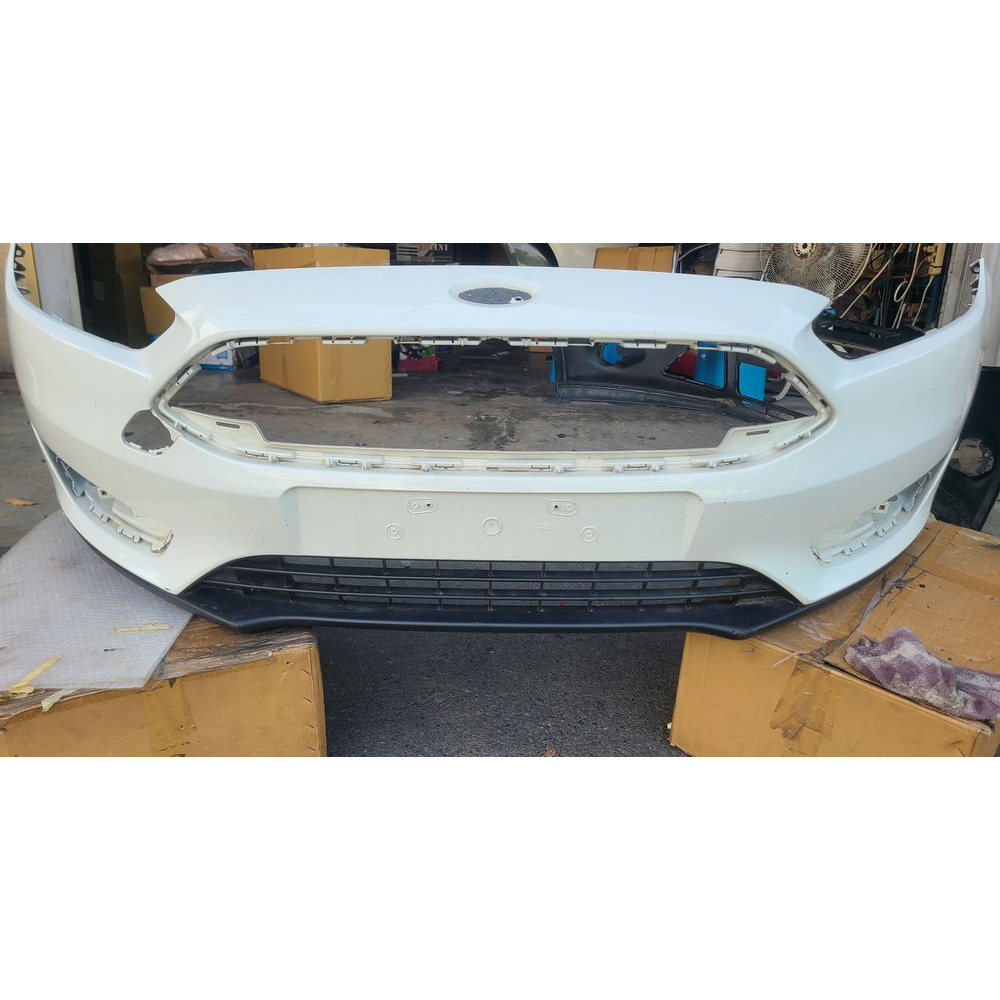 【原廠件】Focus MK3.5 7X 二手前保桿 保桿