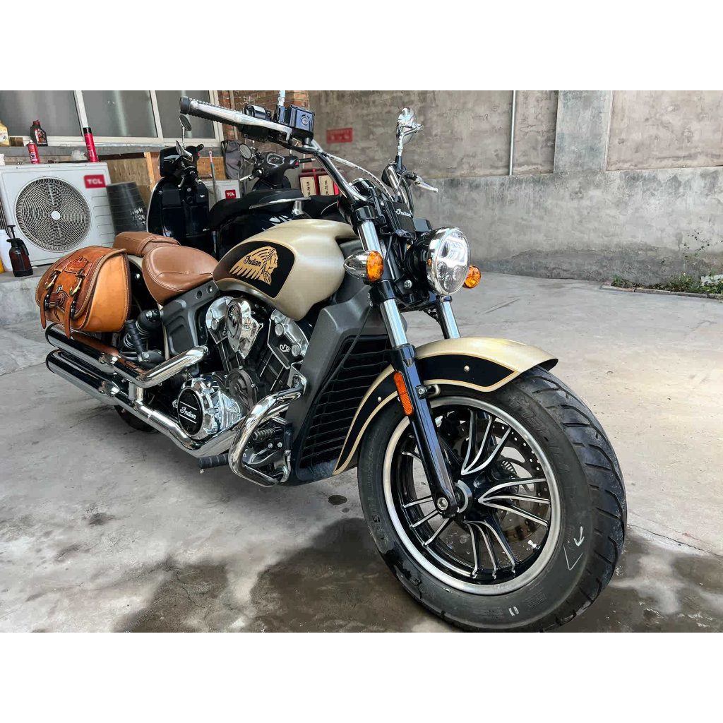 Scout bobber機車馬鞍包  適用於 印第安 印第安改裝馬鞍包 scout bobber 脚踏车 Indian