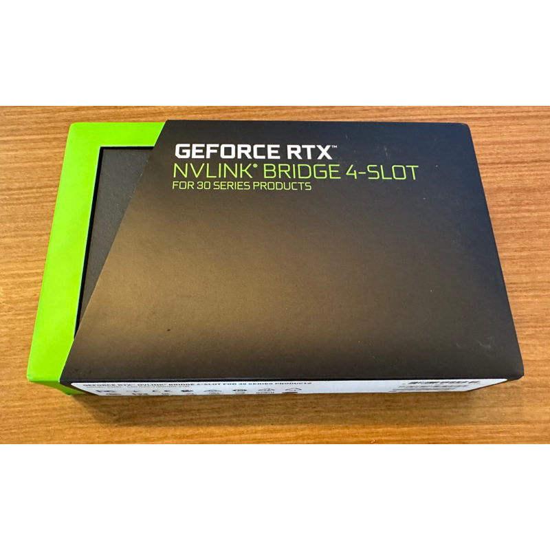 NVIDIA GeForce RTX NVLink Bridge 4 插槽,適用於 30系列顯示卡