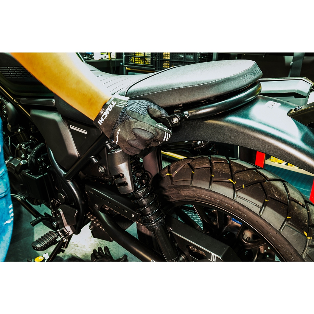 「SKUNY」CL500 後扶手