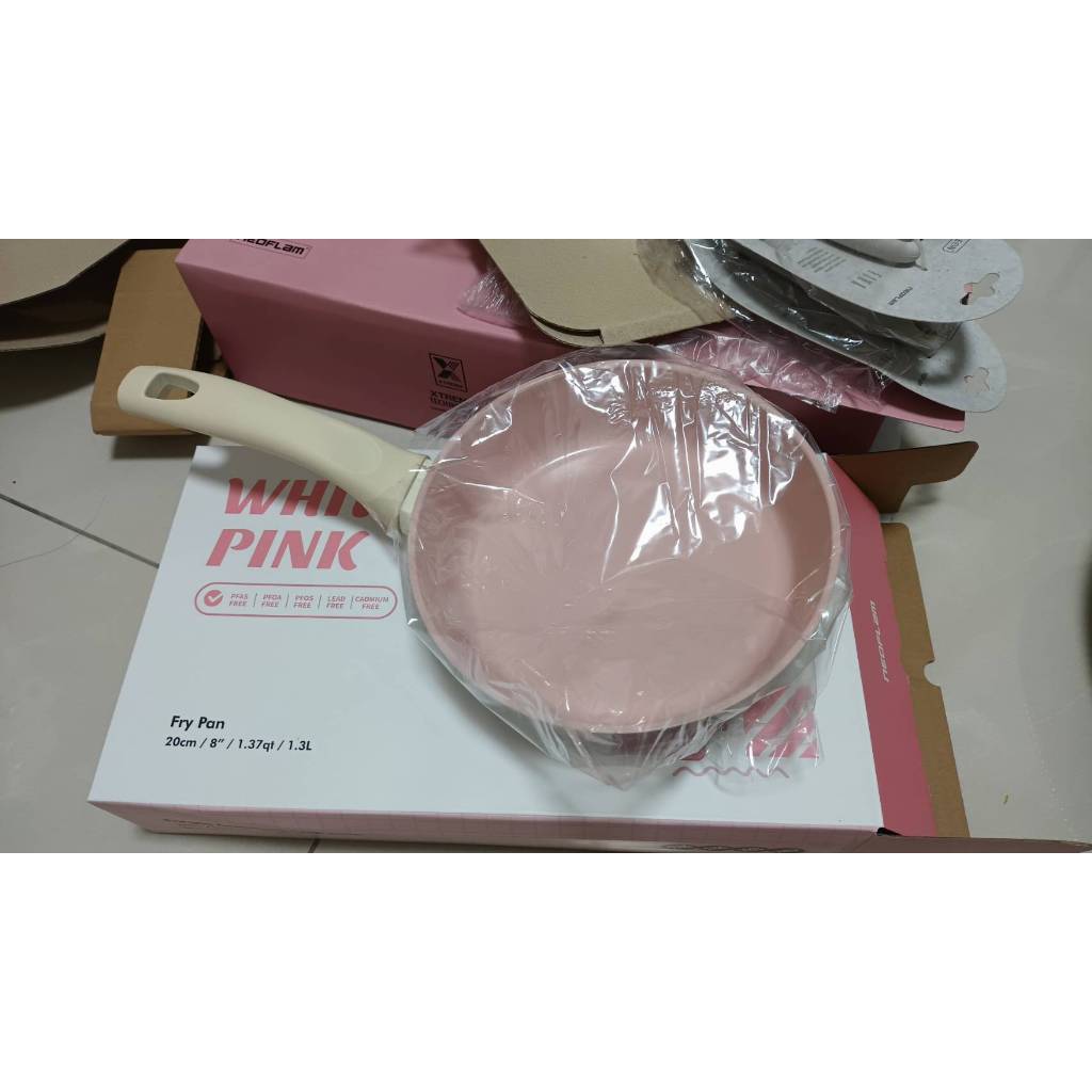 全新 Neoflam White Pink 平底鍋 20cm 1.3L 漂亮粉色