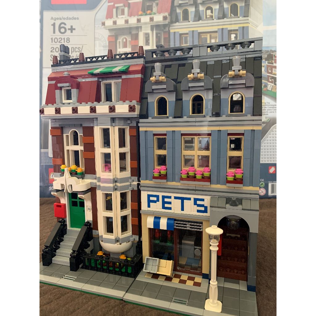 LEGO 10218 Pet Shop 樂高街景系列 寵物店(二手)