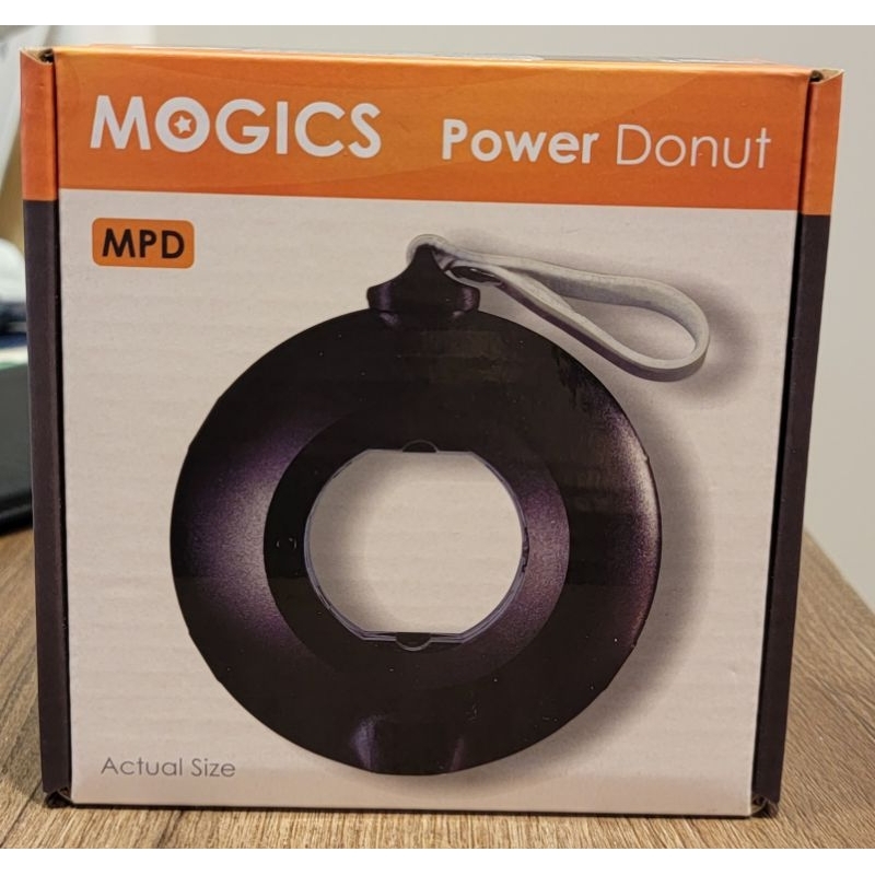 (全新現貨） Mogics Power Donut 旅用圓形排插-白色