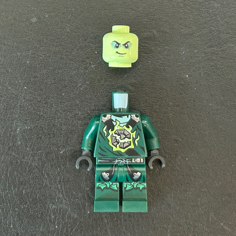 「樂高 軍團」LEGO 旋風忍者 NINJAGO 70732 70736 邪惡綠忍者 勞埃德 摩洛 無頭盔盔甲