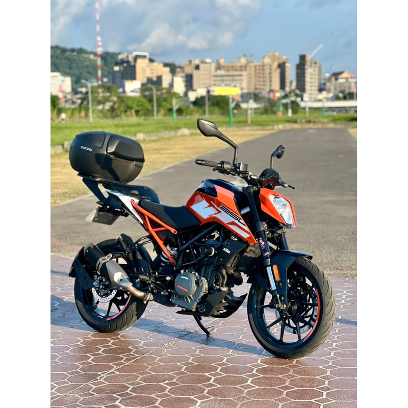 （一拳車業onepunch moto) 2020 KTM DUKE250 ABS
