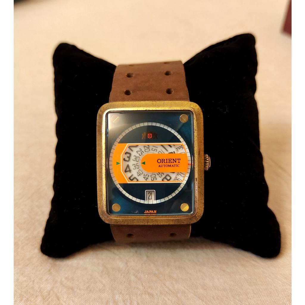 ORIENT機械錶東方錶特殊造型特別款式 正品附保證書原萬年大樓購入4900元 極少戴 二手八成新
