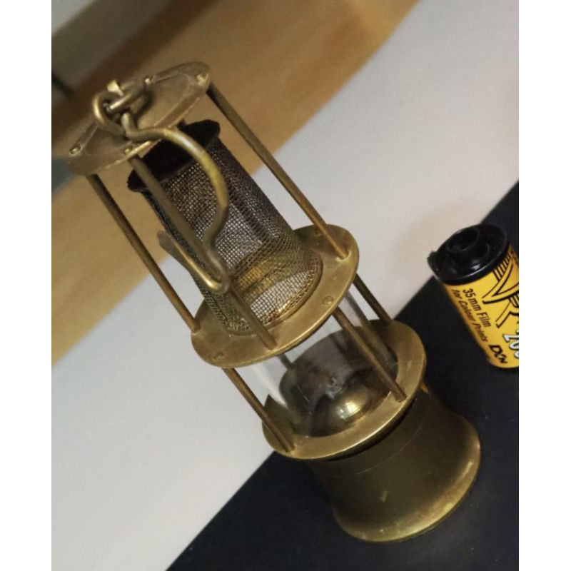 歐洲古董 煤油燈 銅 15cm x 5cm完整 小型煤油燈 小巧可愛的 復古露營燈