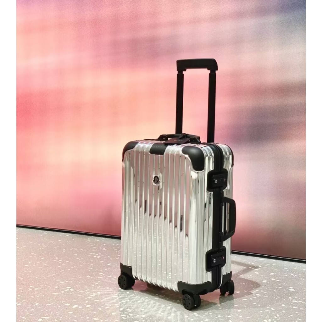 RIMOWA X Moncler 聯名款 21寸登機箱 鏡面登機箱 鋁鎂合金材質 rimowa限定款 行李箱