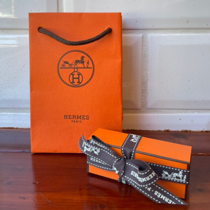 愛馬仕 Hermes 紙袋 紙盒 緞帶 全新 唇膏 護唇膏 百貨公司 朋友 送禮 禮物 精品