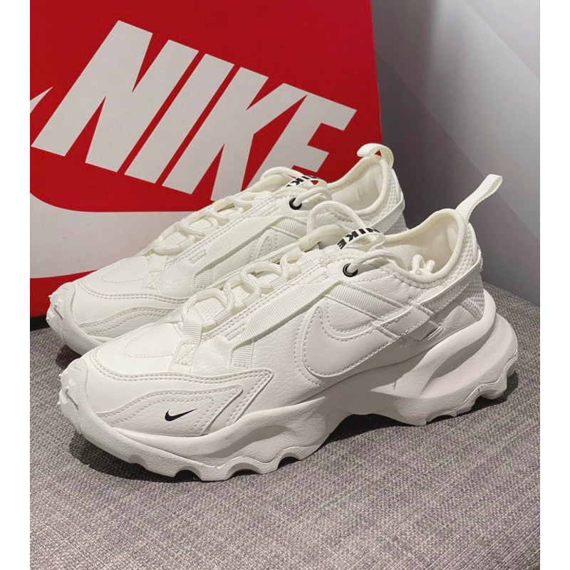 特價Nike TC 7900 女鞋 奶油 米白 厚底 老爹鞋 休閒鞋 DD9682-100