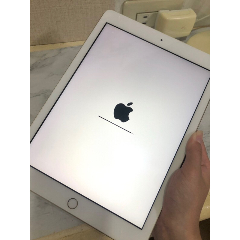 iPad 2017 第五代 Wi-Fi 128G 打遊戲追劇神器