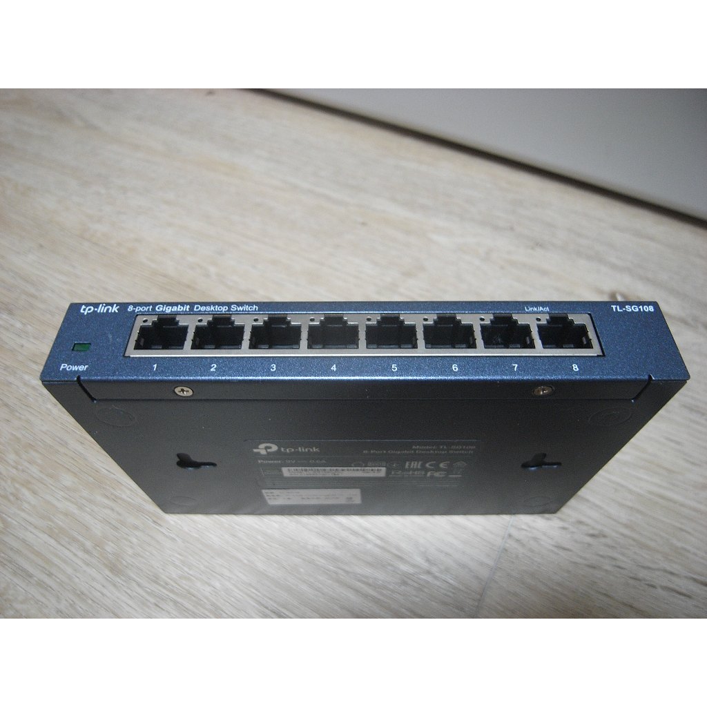 二手 TP-Link 網路交換器 TL-SG108 8埠 10/100/1000Mbps專業級Gigabit