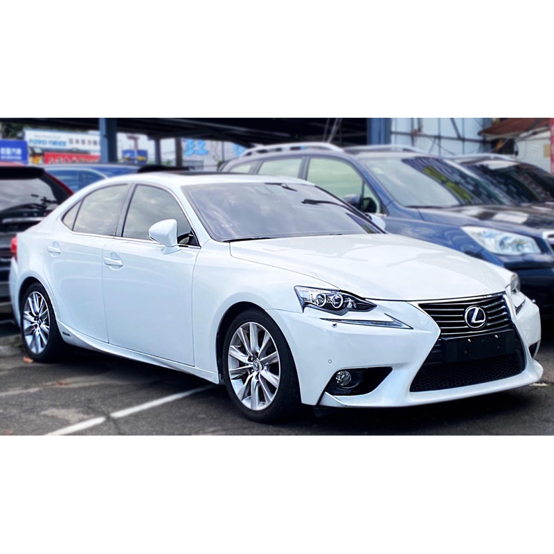 ❤️567我樂車小瑄中古車賣場❤️月繳9300🔥2013年LEXUS IS300H NAVI旗艦版 全新電池保固2年