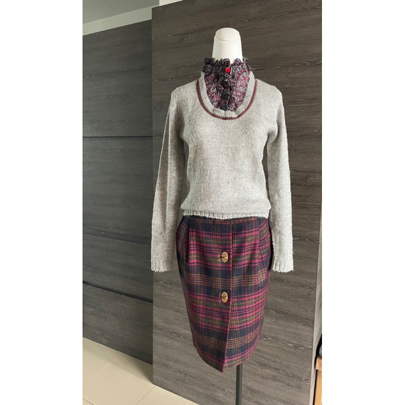 Moschino 羊毛蘇格蘭格子羊毛裙+Marlboro Classic 假兩件式毛衣