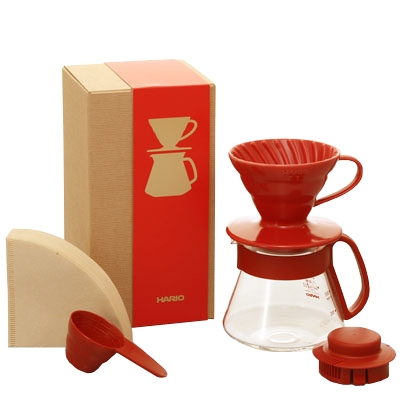 《HARIO》&lt;過年禮盒首選&gt; V60紅色01濾杯咖啡壺組 (磁石濾杯+咖啡壺+濾紙+量匙/VDS-3012R)