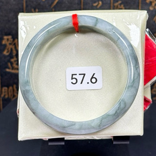 天然翡翠A貨 淡淡綠飄花色根18.3圍 附小證書 天然緬甸玉A貨 翡翠 手鐲 玉鐲 翡翠A貨 063578