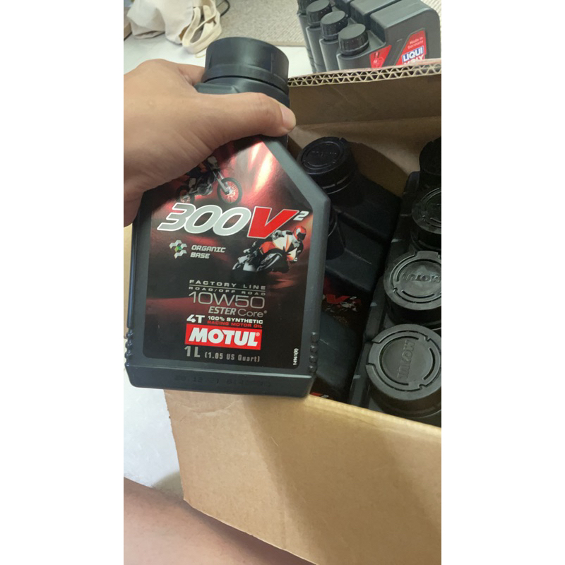 *油夠低價* MOTUL 300V 300v2 15w50/10w50/10W40/5w40 Ester Core