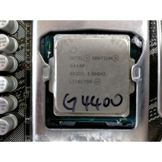 C. 1151CPU -Intel Pentium G4400 3M 快取記憶體，3.30 GHz 直購價120