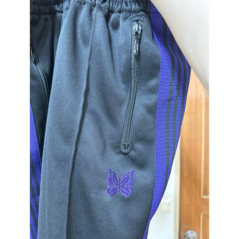 ［正貨］9.5成新 Needles 黑紫直筒版型XS 經典款配色 百搭 運動褲 日本 潮牌 潮流