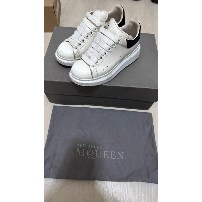 Alexander McQueen小白鞋