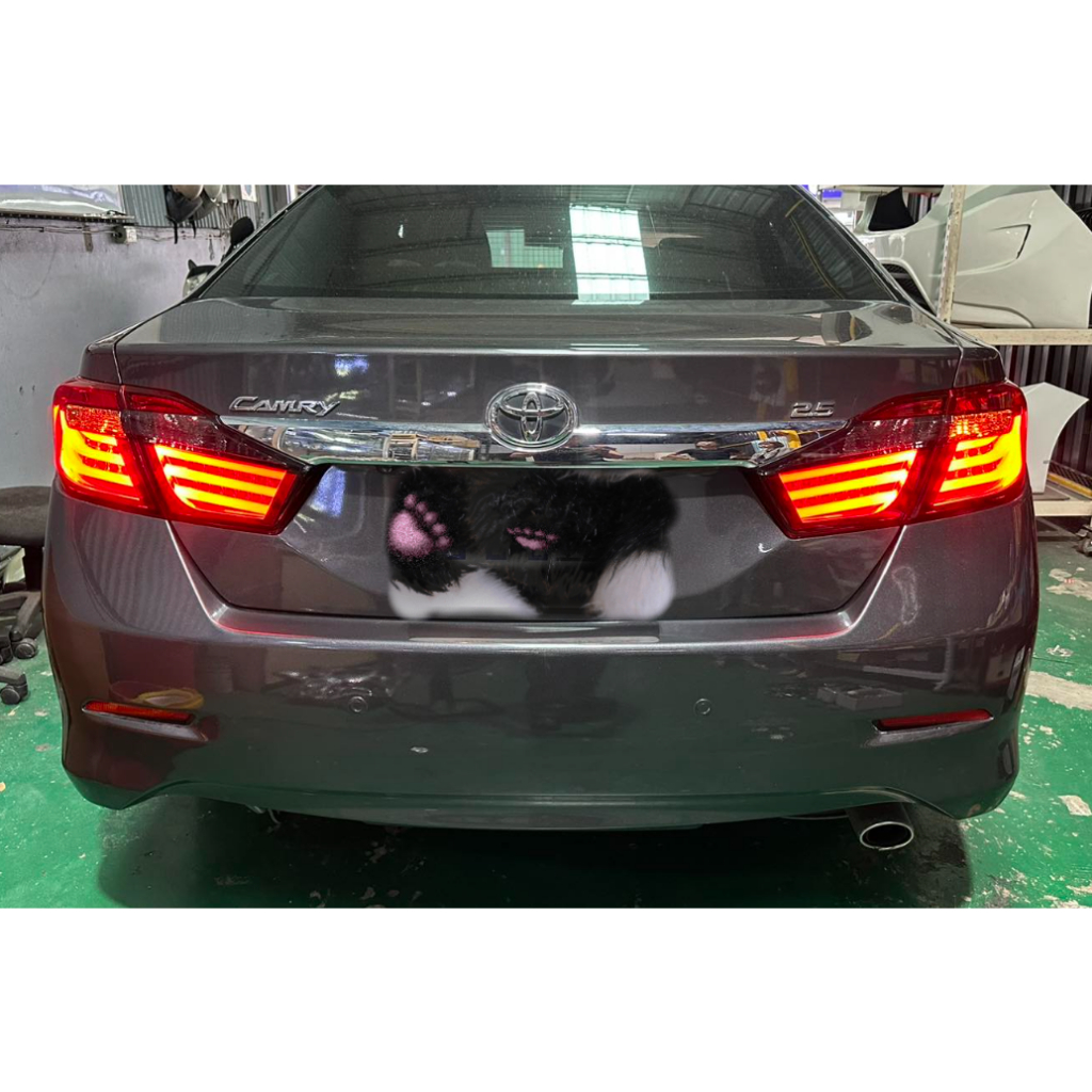 全新品 豐田 CAMRY 7代 12 13 2012 2013年 三線光柱 紅黑 紅白 LED 尾燈 實車圖