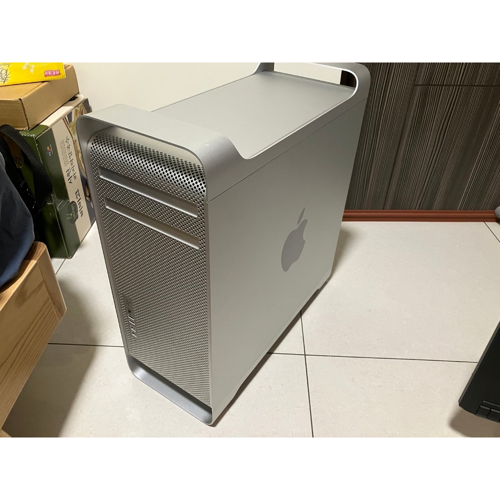 Mac Pro 2012 雙cpu版 +Magic Keyboard&trackpad