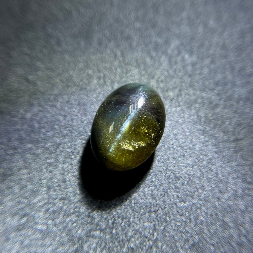 天然貓眼蛋白石(Catseye Opal)裸石19.19ct [克拉多色石]