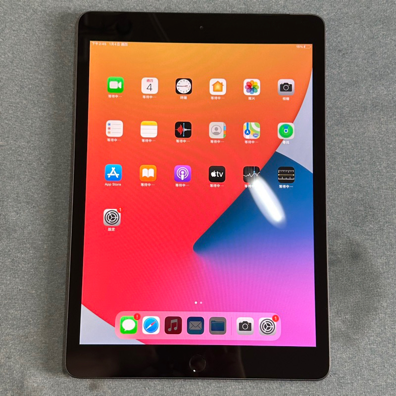 iPad 8 32G LTE版 灰黑 功能正常 二手 平板 10.2吋 ipad8 A2429 8代 螢幕細微刮痕 台中